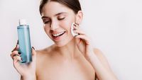 Petua Untuk Menggunakan Toner Dengan Pad Kapas: Alternatif Yang Lebih Baik Daripada Ketik Tangan?